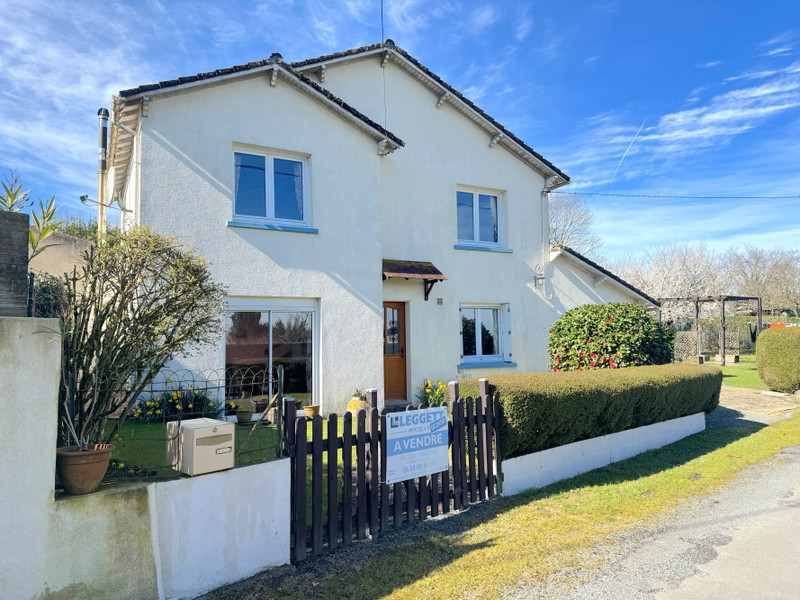 Maison à vendre à L'Absie, Deux-Sèvres - 124.950 € - photo 1