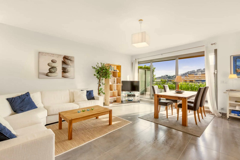 French property for sale in Menton, Alpes-Maritimes - €1,190,000 - photo 2