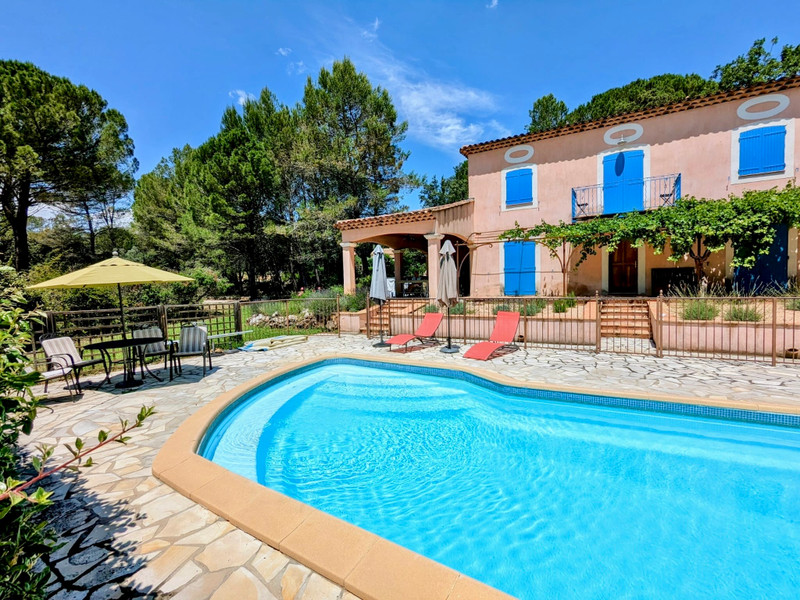 French property for sale in Les Arcs, Var - €585,000 - photo 1
