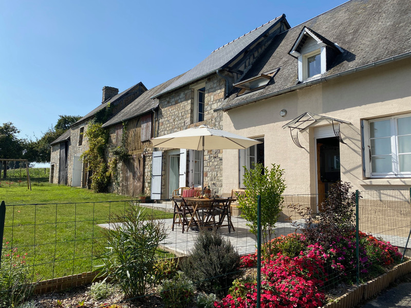French property for sale in Barenton, Manche - €178,000 - photo 0