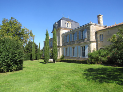 Chateau à vendre à Blaye, Gironde, Aquitaine, avec Leggett Immobilier