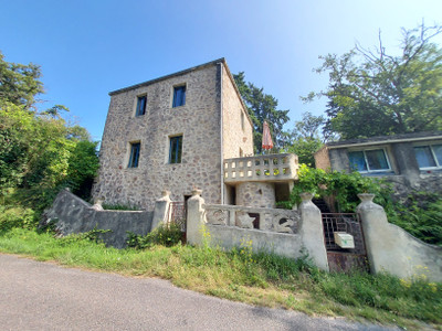 Maison à vendre à Louroux-Bourbonnais, Allier, Auvergne, avec Leggett Immobilier