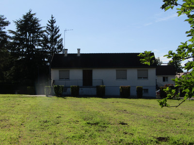 Maison à vendre à Arçonnay, Sarthe, Pays de la Loire, avec Leggett Immobilier