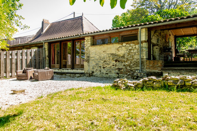 Maison à vendre à Douzains, Lot-et-Garonne, Aquitaine, avec Leggett Immobilier