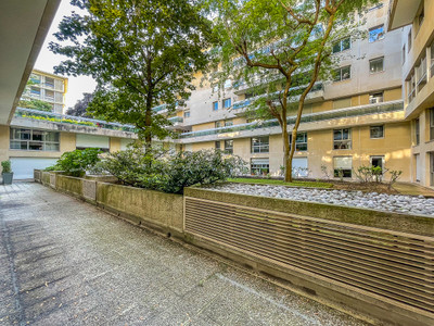 French property for sale in Paris 7e Arrondissement, Paris - €1,199,000 - photo 9