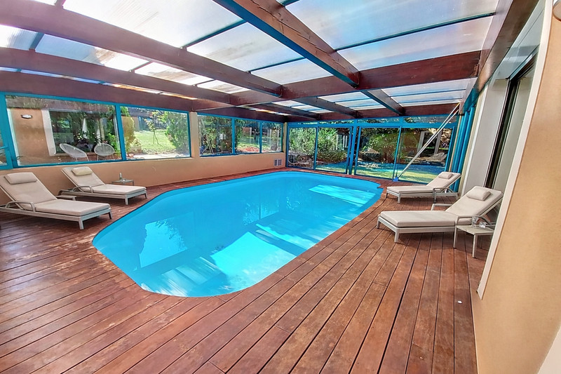 French property for sale in Vourles, Rhône - €1,260,000 - photo 2