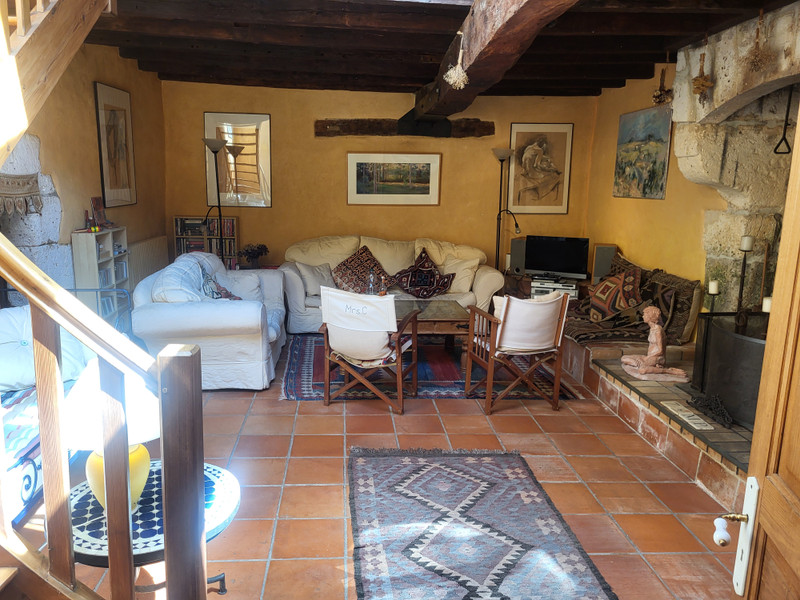 French property for sale in Quinsac, Dordogne - €285,000 - photo 2