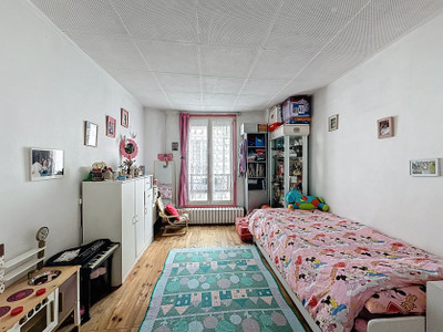 French property for sale in Paris 10e Arrondissement, Paris - €950,000 - photo 7