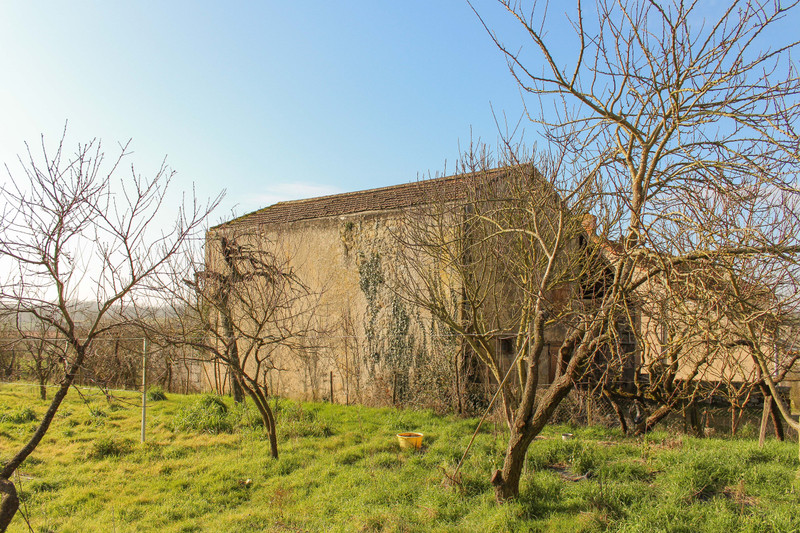French property for sale in Gourgé, Deux-Sèvres - €155,000 - photo 1
