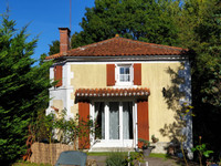 houses and homes for sale inLa Caillère-Saint-HilaireVendée Pays_de_la_Loire