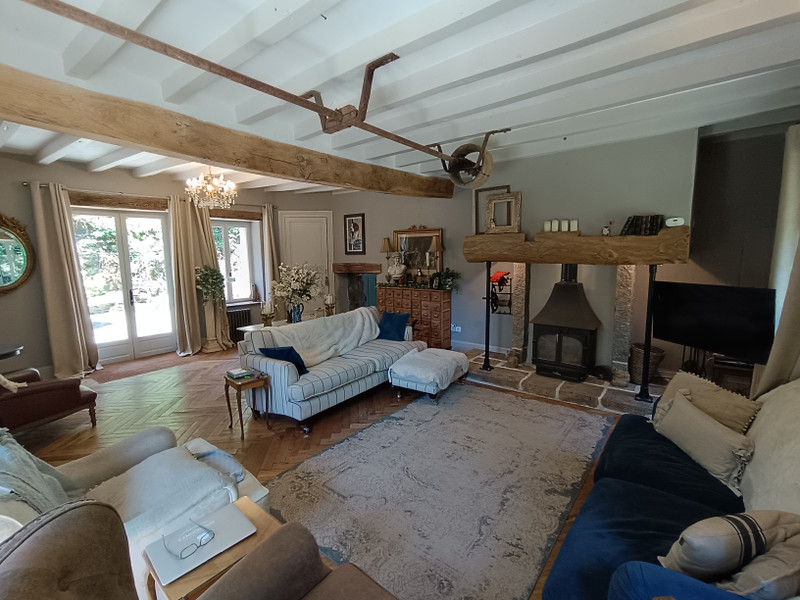 French property for sale in Aubusson, Creuse - €499,900 - photo 9