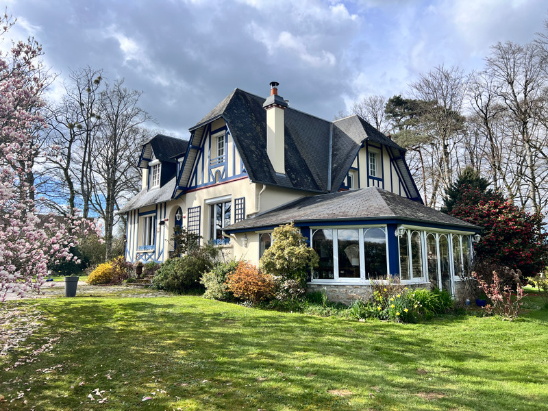 French property for sale in Bagnoles de l'Orne Normandie, Orne - €519,000 - photo 0