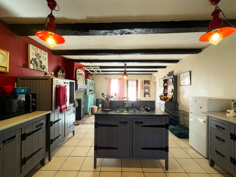 French property for sale in Val-d'Oire-et-Gartempe, Haute-Vienne - €104,500 - photo 2