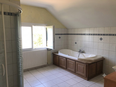 French property for sale in Sauzé-Vaussais, Deux-Sèvres - €244,000 - photo 5