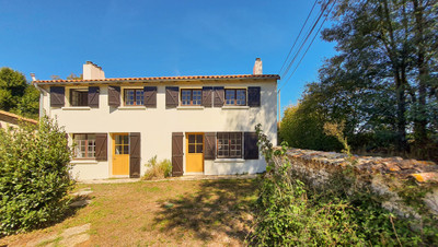 French property for sale in Lorigné, Deux-Sèvres - €152,600 - photo 0