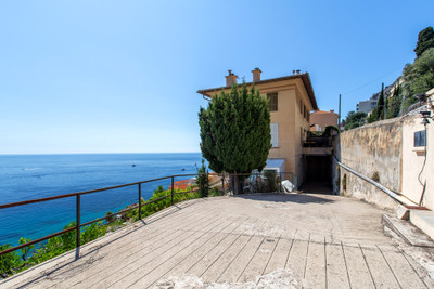 French property for sale in Roquebrune-Cap-Martin, Alpes-Maritimes - €5,300,000 - photo 8