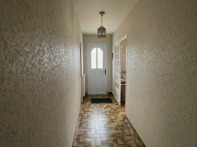 French property for sale in L'Isle-Jourdain, Vienne - €88,000 - photo 11