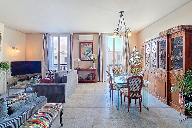 French property for sale in Nice, Alpes-Maritimes - €649,000 - photo 1