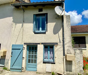 Maison à vendre à Rochechouart, Haute-Vienne - 66 500 € - photo 1