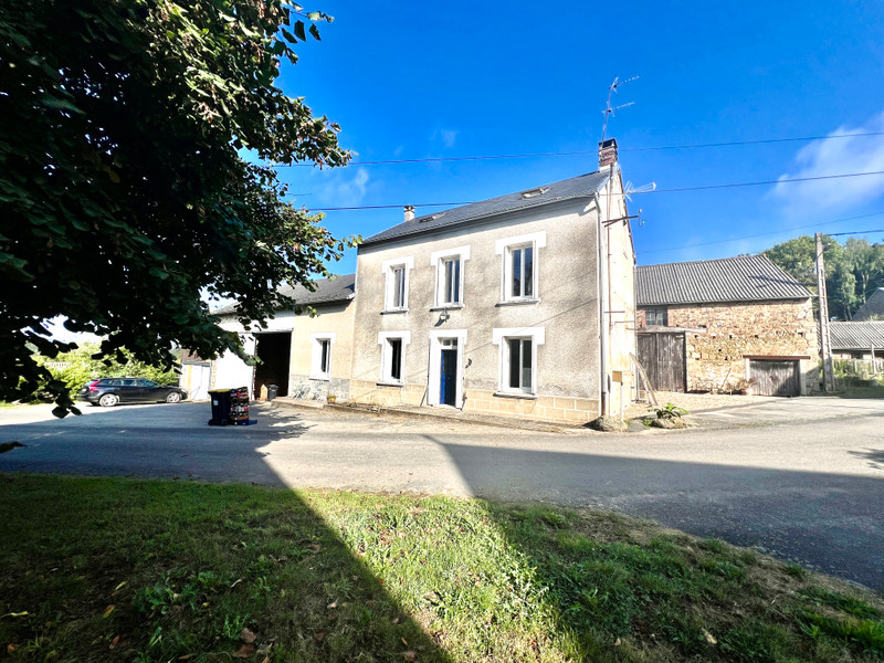Maison à vendre à Fursac, Creuse - 162.000 € - photo 1