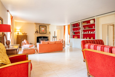 French property for sale in Les Eyzies, Dordogne - €691,500 - photo 3