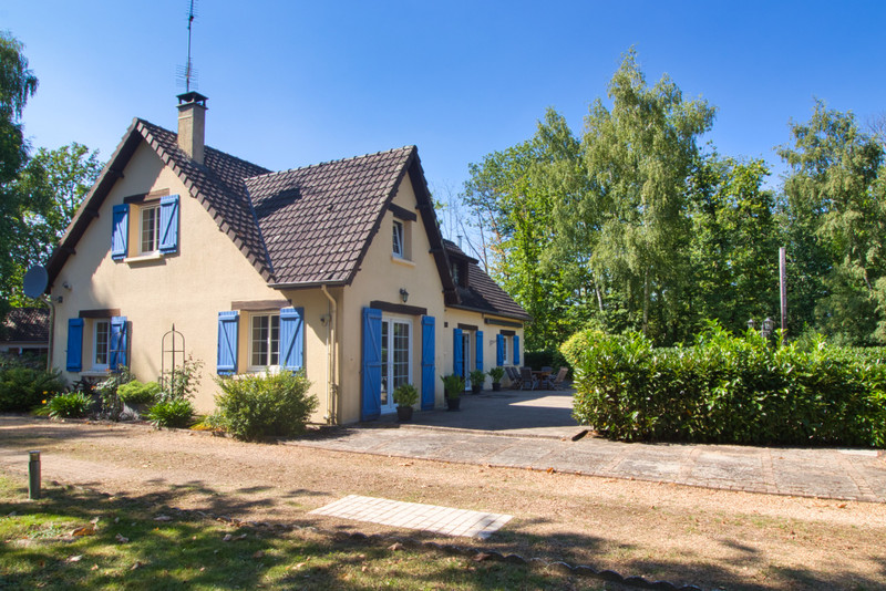 Maison à vendre à Mareil-sur-Loir, Sarthe - 269.961 € - photo 1