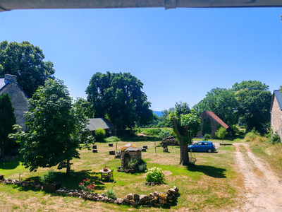 French property for sale in Saint-Priest-des-Champs, Puy-de-Dôme - €256,800 - photo 1