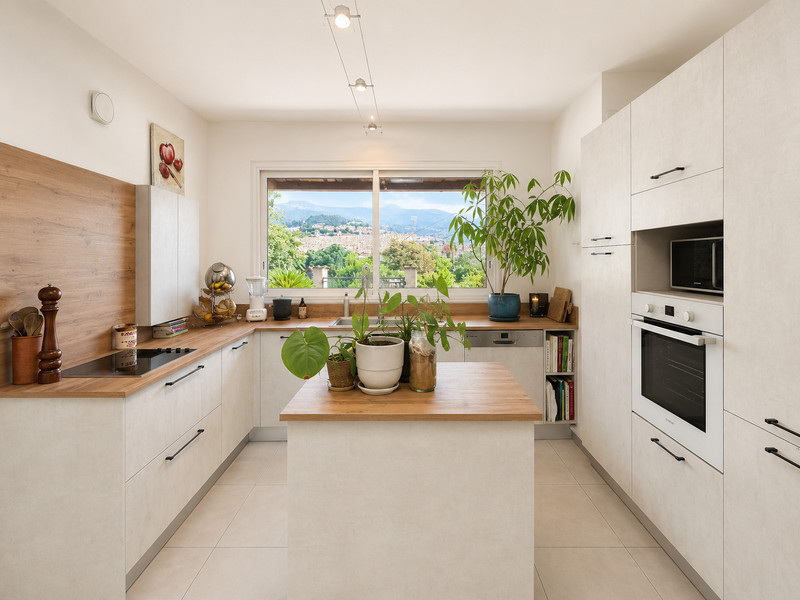 French property for sale in Grasse, Alpes-Maritimes - €675,000 - photo 3