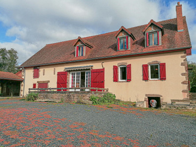 Maison à vendre à Digoin, Saône-et-Loire, Bourgogne, avec Leggett Immobilier