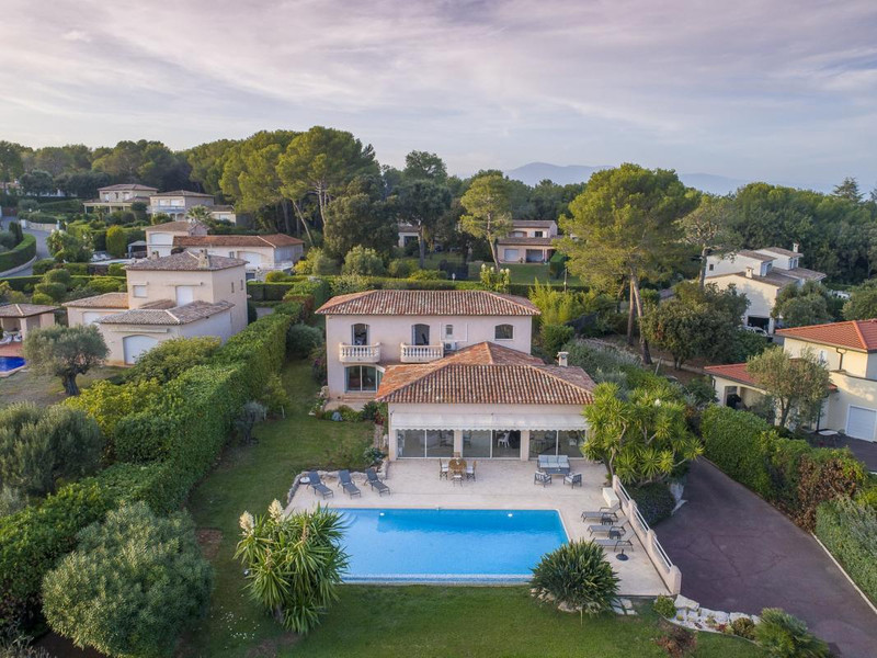 French property for sale in Antibes, Alpes-Maritimes - &#8364;2,250,000 - photo 4