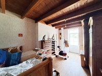 Propriété à vendre à Barbezières, Charente - 158 050 € - photo n°10