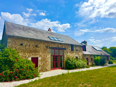 house for sale in Mayenne