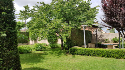 French property for sale in La Châtre, Indre - €141,700 - photo 1
