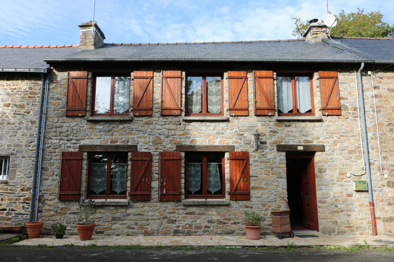 French property for sale in Bains-sur-Oust, Ille-et-Vilaine - €424,000 - photo 2