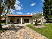 Maison à vendre à Courçon, Charente-Maritime - 538.000 € - photo 1