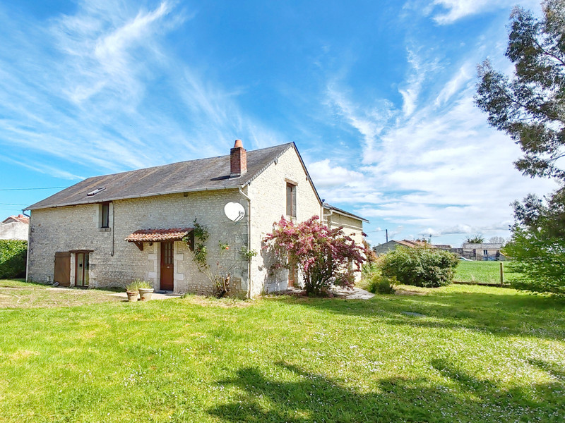 French property for sale in Sérigny, Vienne - €234,000 - photo 0