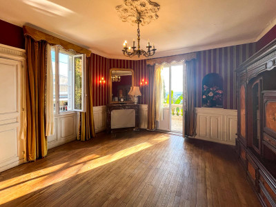 French property for sale in Thenon, Dordogne - €395,000 - photo 8