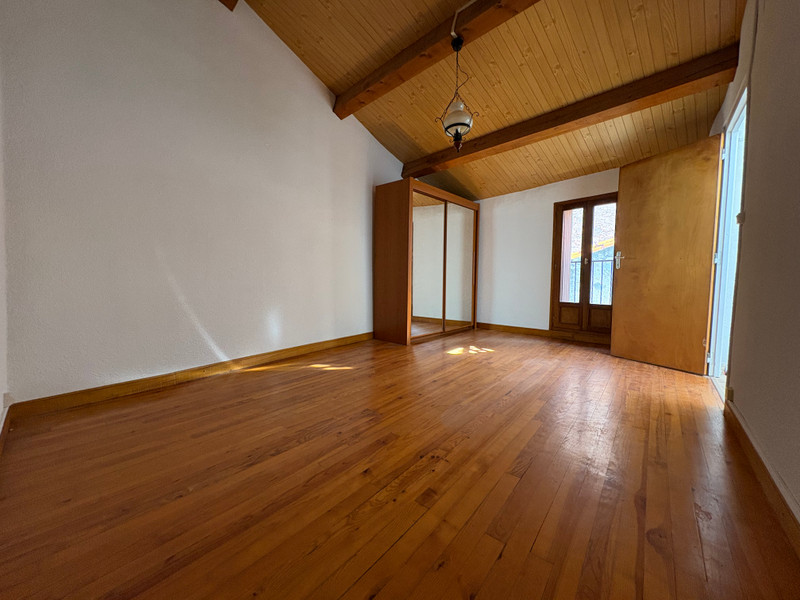 French property for sale in Vinça, Pyrénées-Orientales - €130,000 - photo 4