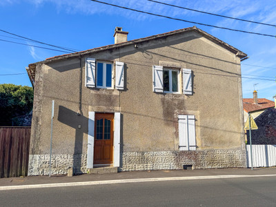 house for sale in Deux-Sèvres
