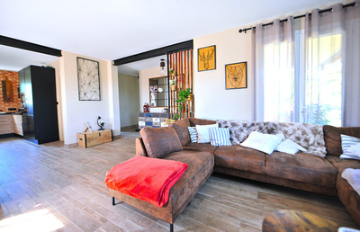 French property for sale in Castillonnès, Lot-et-Garonne - €278,200 - photo 6
