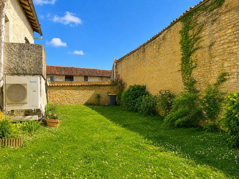 French property for sale in Bessé, Charente - €99,000 - photo 1