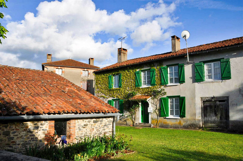 French property for sale in Saint-Martial-sur-Isop, Haute-Vienne - &#8364;119,900 - photo 2