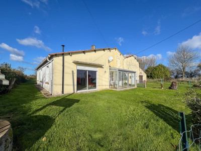 French property for sale in Vernoux-en-Gâtine, Deux-Sèvres - €135,000 - photo 14