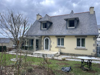 houses and homes for sale inRostrenenCôtes-d'Armor Brittany