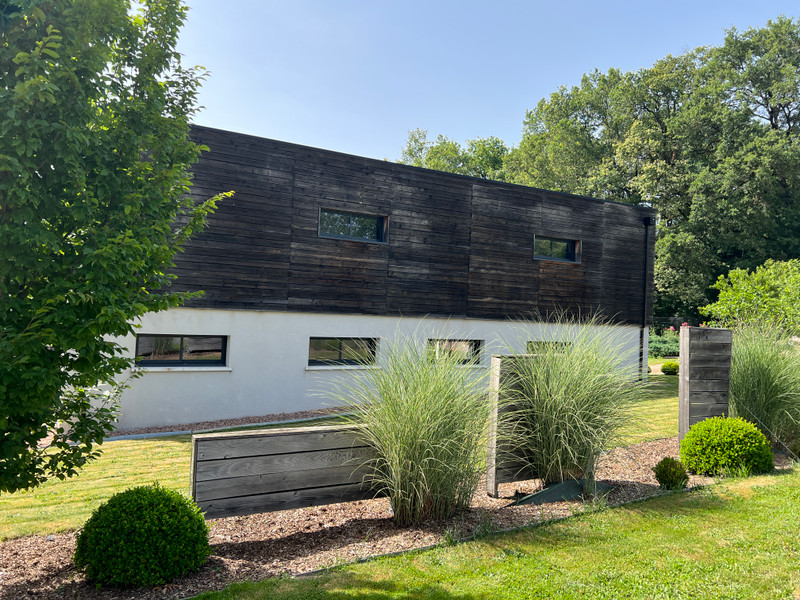 French property for sale in Saint-Mathieu, Haute-Vienne - €530,000 - photo 2