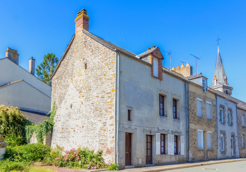 French property for sale in Pré-en-Pail-Saint-Samson, Mayenne - €74,440 - photo 3