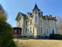 Chateau à vendre à Saint-Julien-Molin-Molette, Loire - 1 595 000 € - photo 1