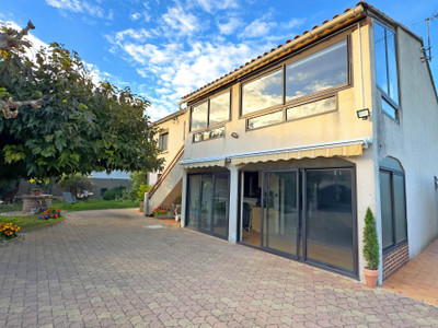 house for sale in Vaucluse