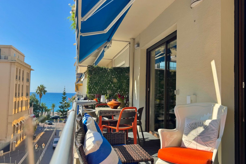 French property for sale in Nice, Alpes-Maritimes - €990,000 - photo 0
