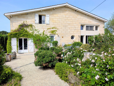 house for sale in Gironde